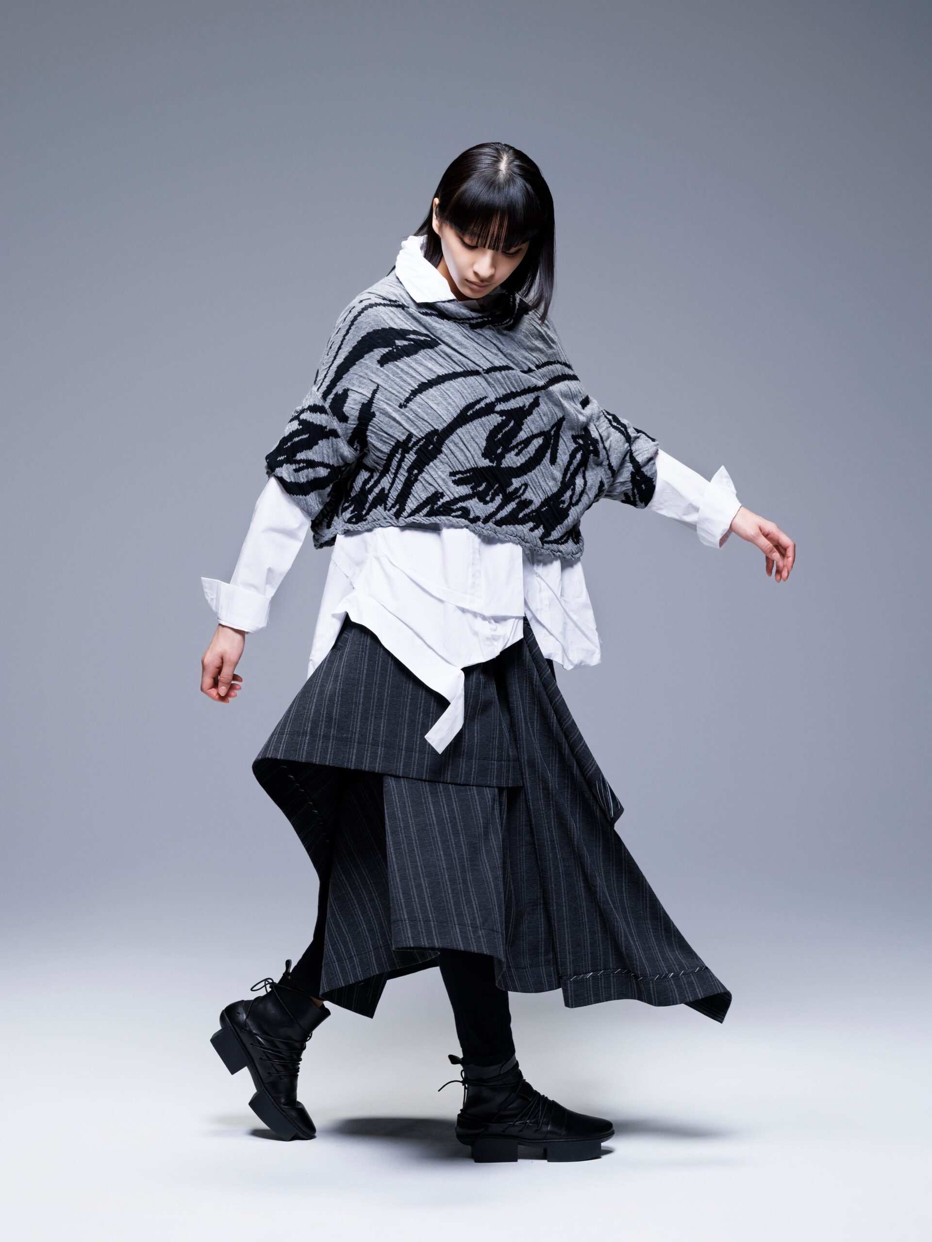TAB AND TUCK SHIRT WHITE - Image 2
