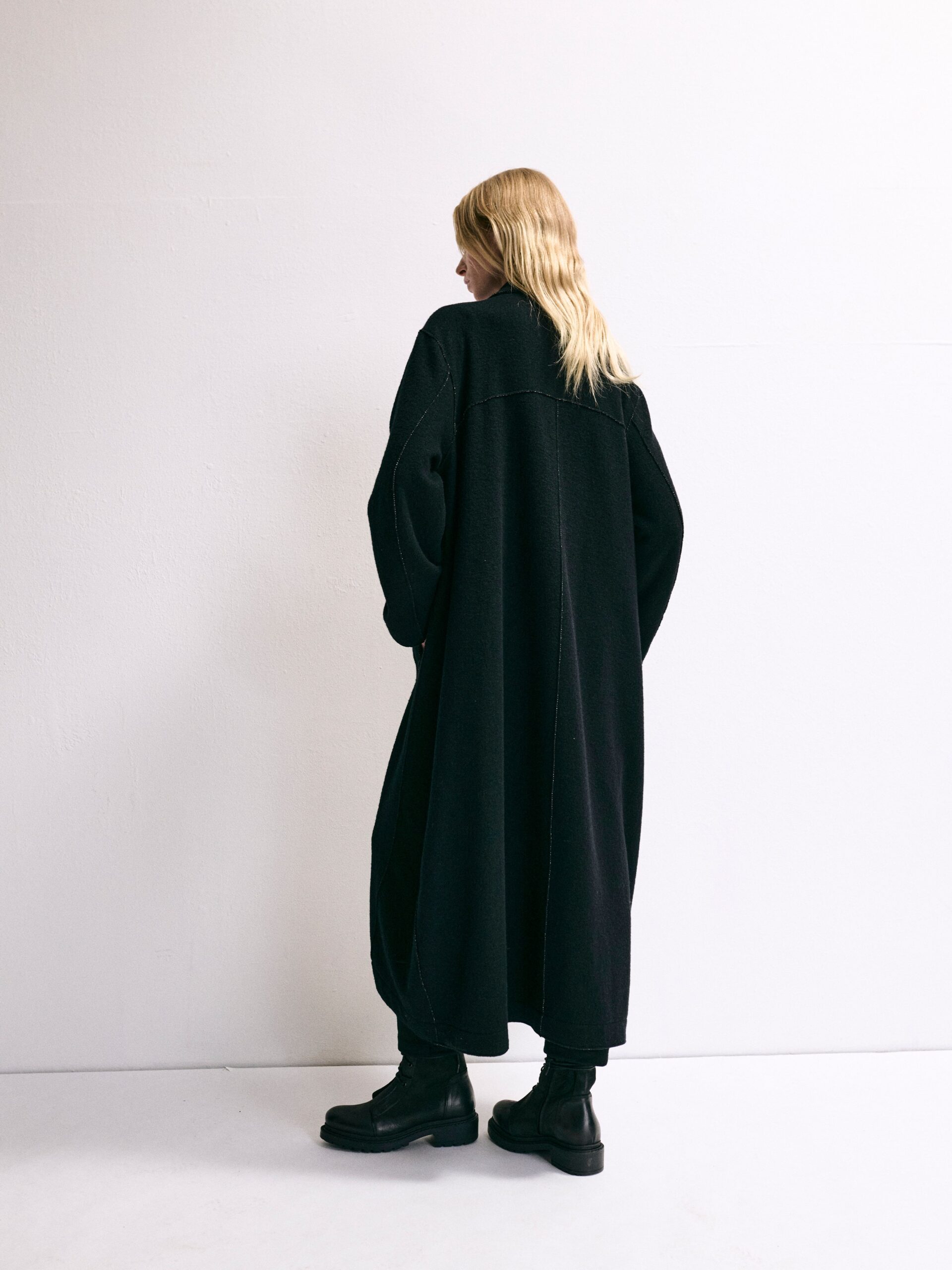DOUBLE BREASTED CHEVRON COAT BLACK - Image 6